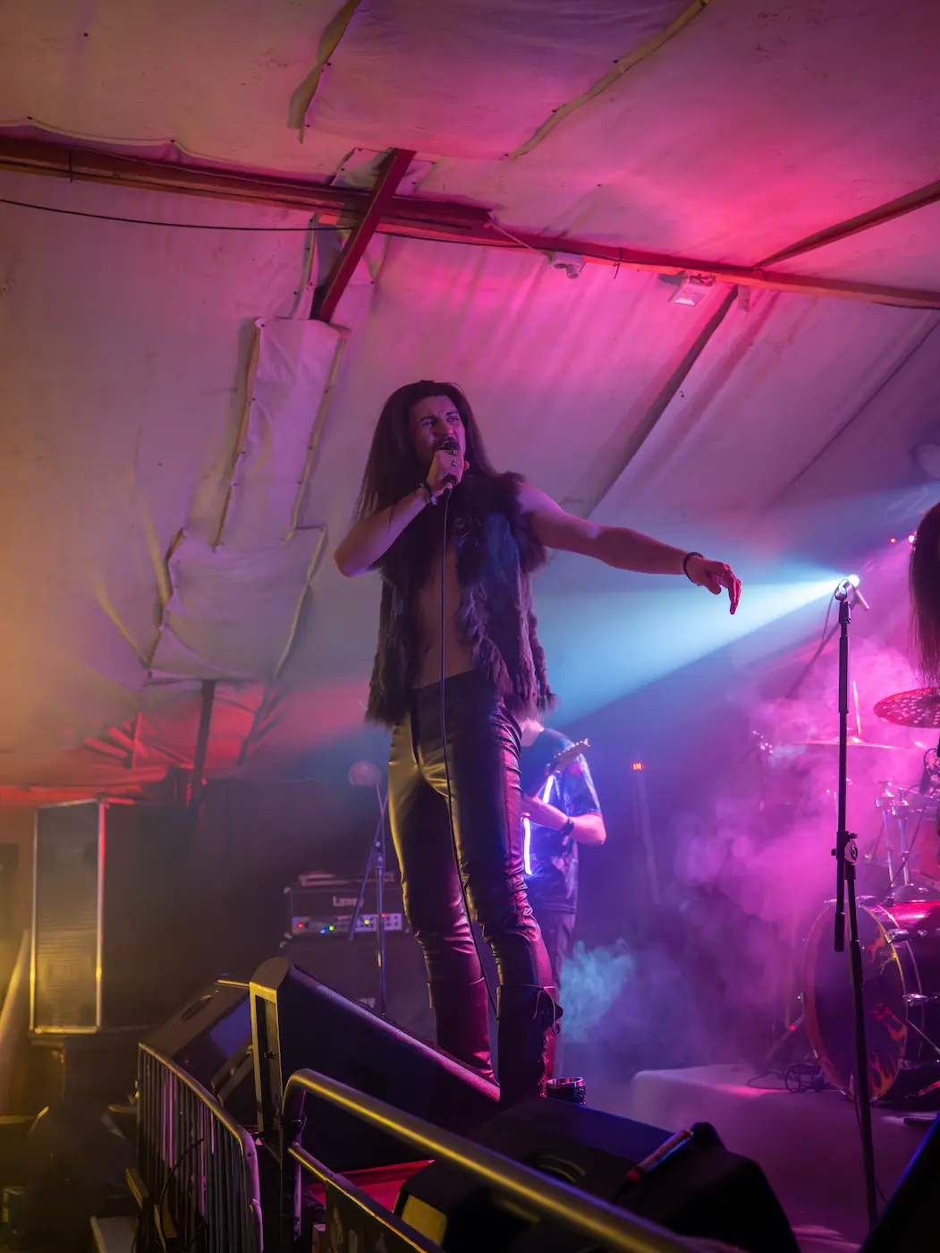 Wishfulland-GaragePub 14